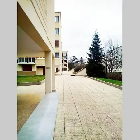 Studio Independant ✦tout Equipe ✦ 20 Min De Paris. Marly-le-Roi