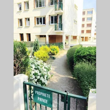 Studio Independant ✦tout Equipe ✦ 20 Min De Paris. *